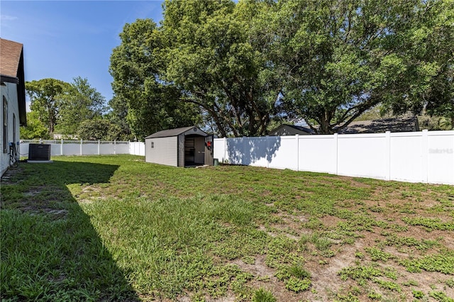 5521 Oak St, Mount Dora, FL 32757 - view of yard featuring central air condition unit