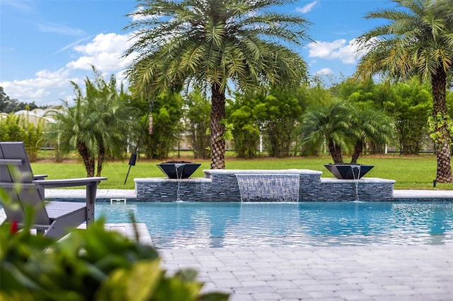 35449 Pinegate Trl, Eustis, FL 32736 - outdoor pool featuring a yard