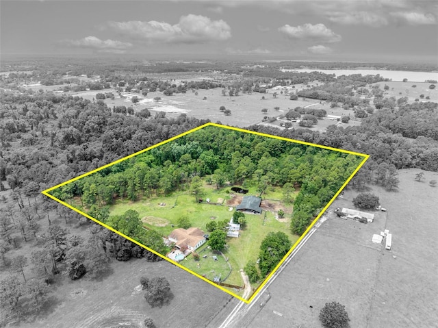21320 Paradise Way, Eustis, FL 32736 - aerial view of property's location with property boundaries highlighted