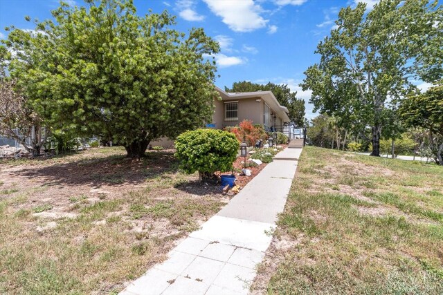 2542 N Regatta Pt, Crystal River, FL 34429 - view of front of house with stucco siding