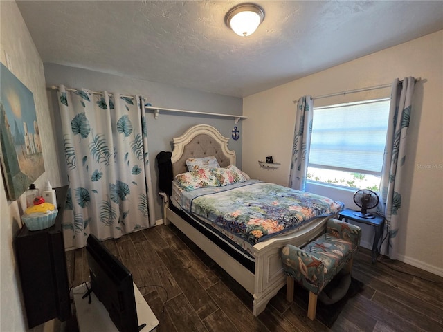 504 SE 35th Ave, Ocala, FL 34471 - bedroom with wood finished floors and baseboards