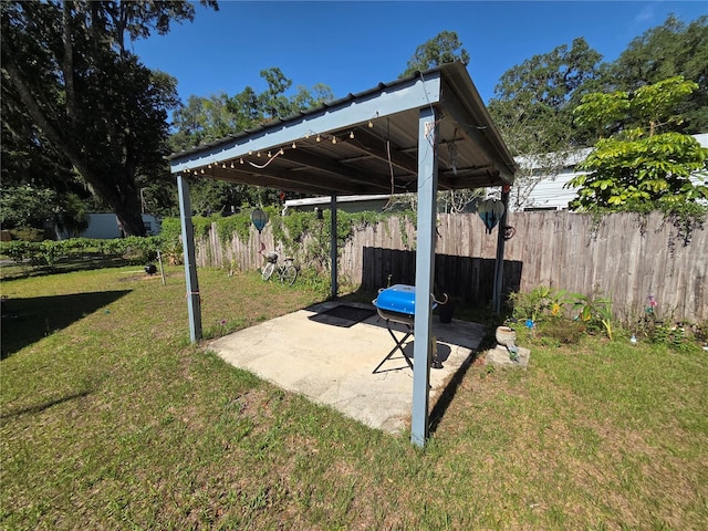 504 SE 35th Ave, Ocala, FL 34471 - view of yard featuring a patio