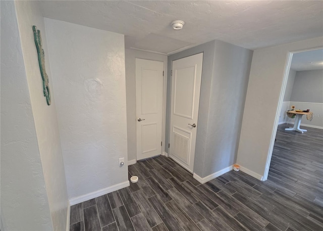 504 SE 35th Ave, Ocala, FL 34471 - spare room featuring dark wood-type flooring and a smoke detector