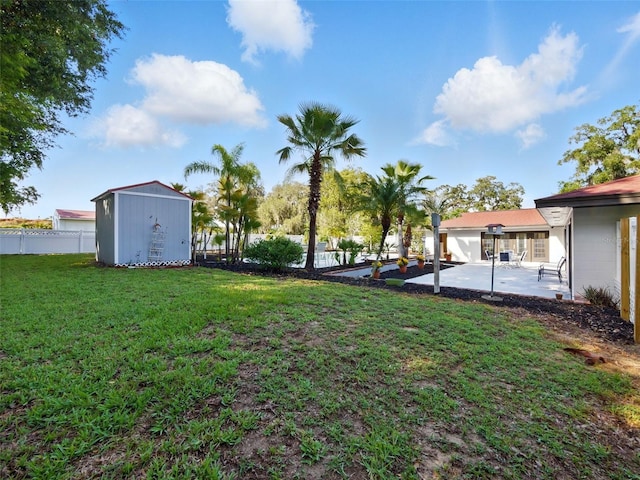 9269 Silver Lake Dr, Leesburg, FL 34788 - view of yard with a patio area