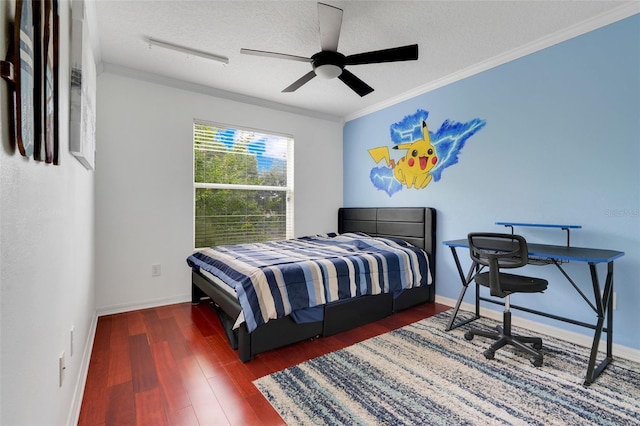 107 Wekiva Pointe Cir, Apopka, FL 32712 - bedroom featuring wood finished floors, ornamental molding, baseboards, a textured ceiling, and a ceiling fan