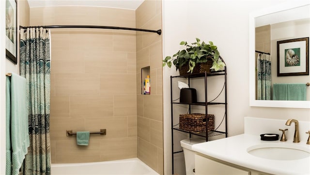 3466 Smedley Rd, The Villages, FL 32163 - full bath featuring toilet and vanity