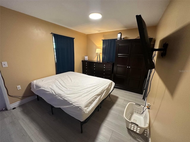 5454-5456 8th Ave, Fort Myers, FL 33907 - bedroom with baseboards