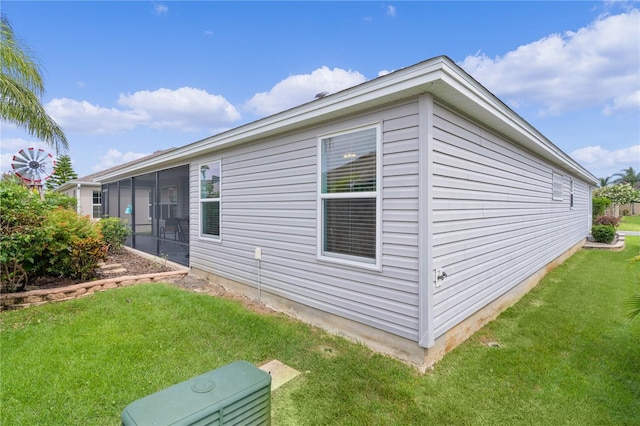 3978 Nottingham Loop, The Villages, FL 32163 - view of property exterior featuring a yard and a sunroom