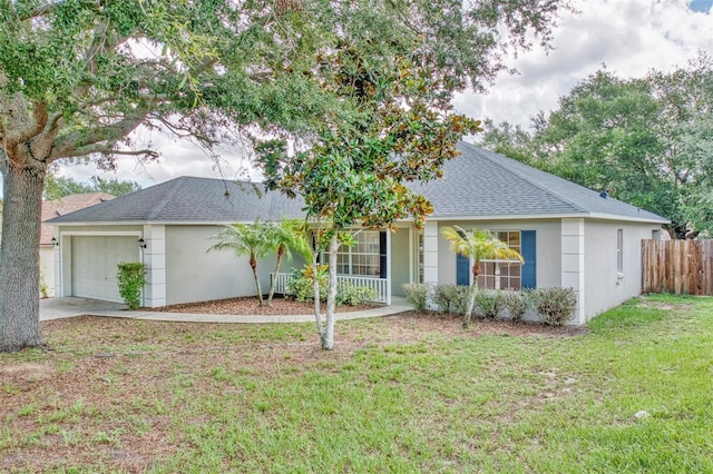 832 Willow Run St, Minneola, FL 34715 - ranch-style house featuring an attached garage, roof with shingles, stucco siding, and driveway