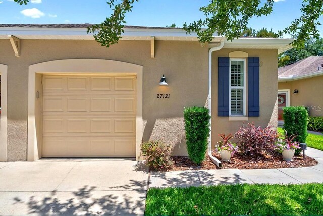 27121 White Plains Way, Leesburg, FL 34748 - photo 1