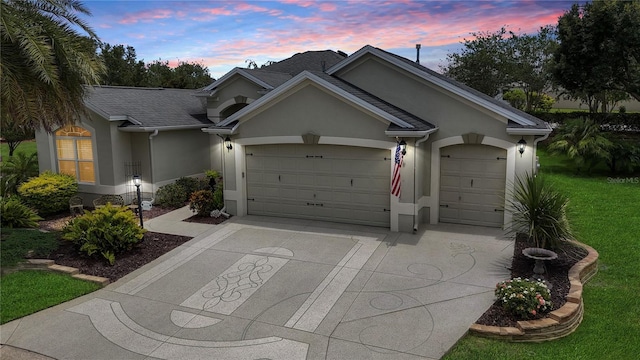 1553 Lynchburg Loop, The Villages, FL 32162 - ranch-style home with stucco siding, a garage, concrete driveway, and a front lawn