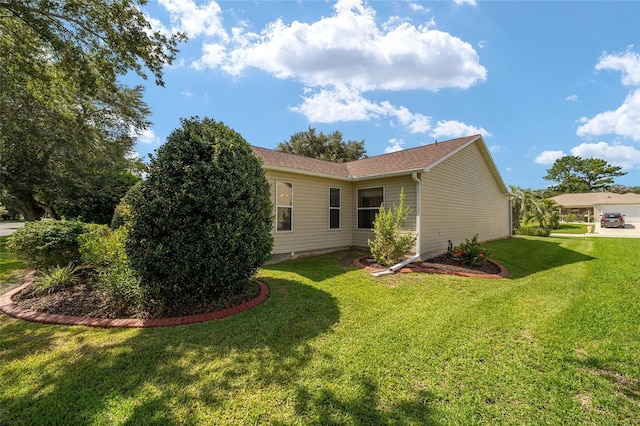 8537 SE 177th Bartram Loop, The Villages, FL 32162 - view of home's exterior featuring a yard