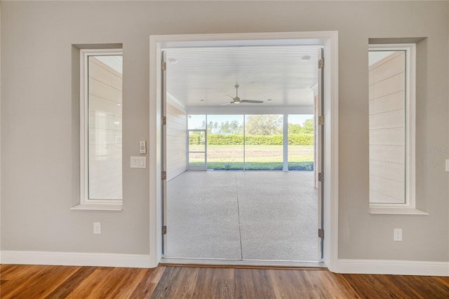 1042 Sugarloaf Key Loop, Lady Lake, FL 32159 - entryway featuring ceiling fan and wood finished floors