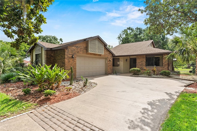 112 Waterwood Dr, Yalaha, FL 34797 - photo 4