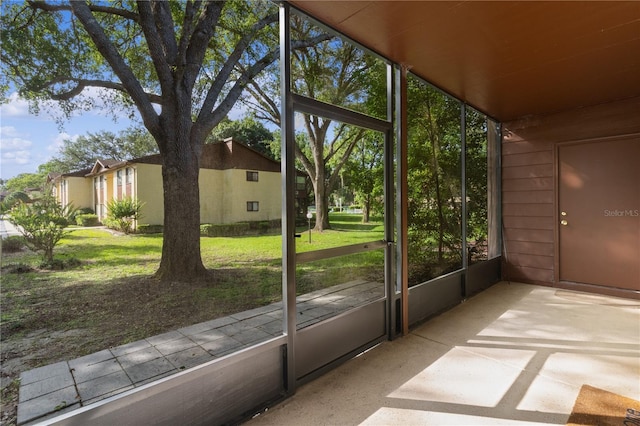 504 Silver Crse Unit A, Ocala, FL 34472 - unfurnished sunroom with healthy amount of natural light