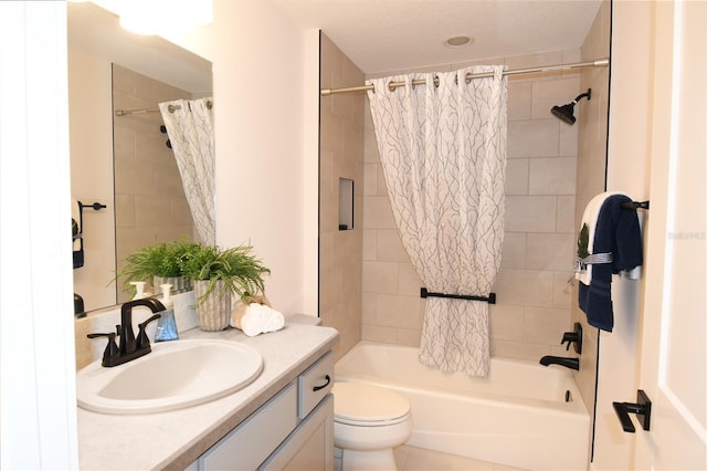 6301 Danielson Loop, The Villages, FL 32163 - full bath with vanity and shower / bathtub combination with curtain