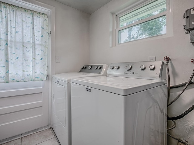 59 S Columbus St, Beverly Hills, FL 34465 - washroom featuring independent washer and dryer and light tile patterned floors