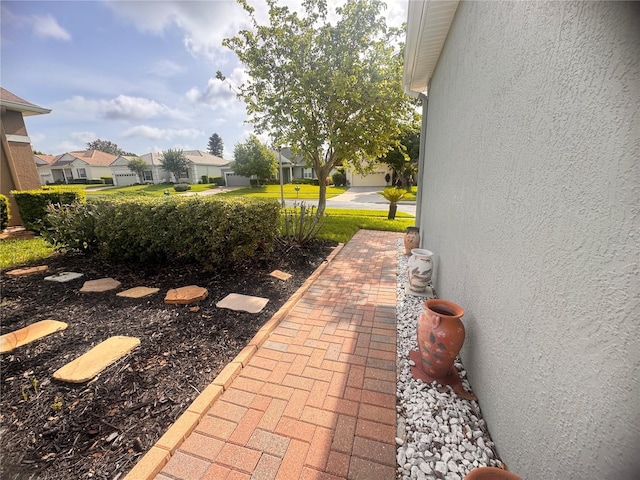1180 Mesa Verde Ct, Clermont, FL 34711 - view of yard with a residential view