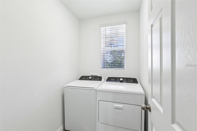 4973 Kaia Ave, Winter Haven, FL 33884 - washroom featuring independent washer and dryer
