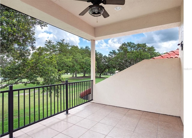 9335 San Jose Blvd, Howey In The Hills, FL 34737 - balcony with ceiling fan