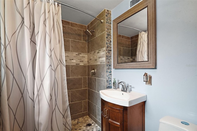 27212 Orange Ave, Yalaha, FL 34797 - bathroom featuring vanity and a tile shower
