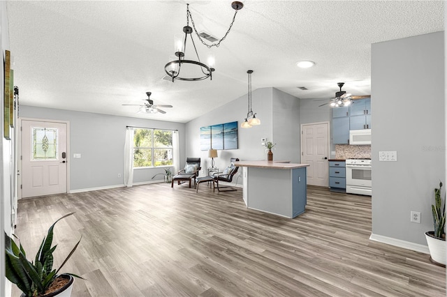 1224 Ballesteros Dr, The Villages, FL 32162 - photo 6