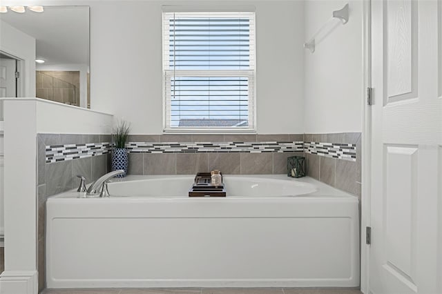 391 Cheeota Ct, Minneola, FL 34715 - bathroom with a bath