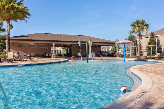391 Cheeota Ct, Minneola, FL 34715 - community pool with a patio area
