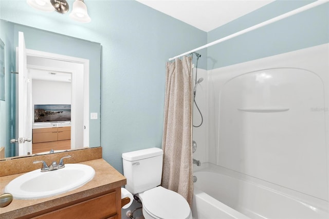 2336 Martins Run, Tavares, FL 32778 - full bathroom featuring vanity and shower / bath combination with curtain