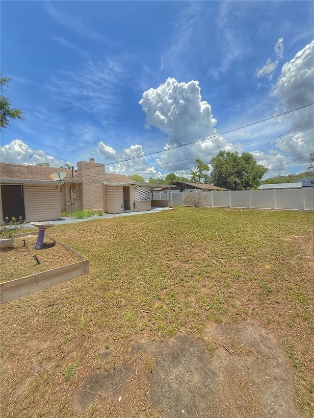 100 W Idlewild Ave, Eustis, FL 32726 - view of yard
