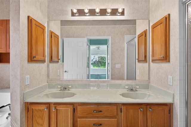 206 Palermo Pl, Lady Lake, FL 32159 - full bathroom with double vanity
