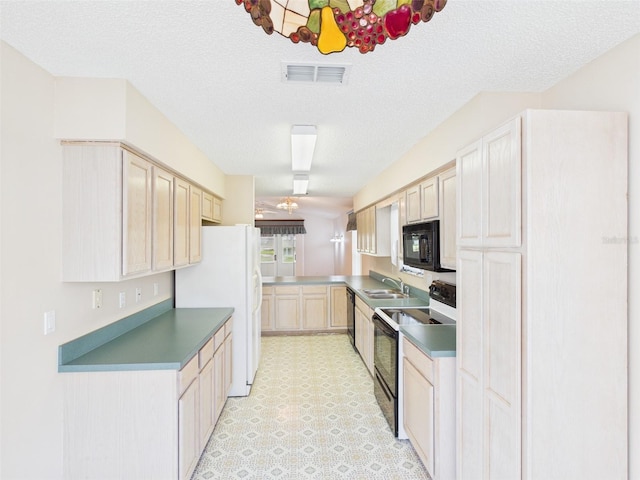32701 Timberwood Dr, Leesburg, FL 34748 - photo 9