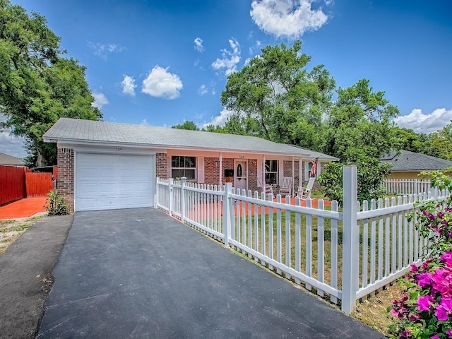 564 Lancaster Ave, Orange City, FL 32763 - photo 5