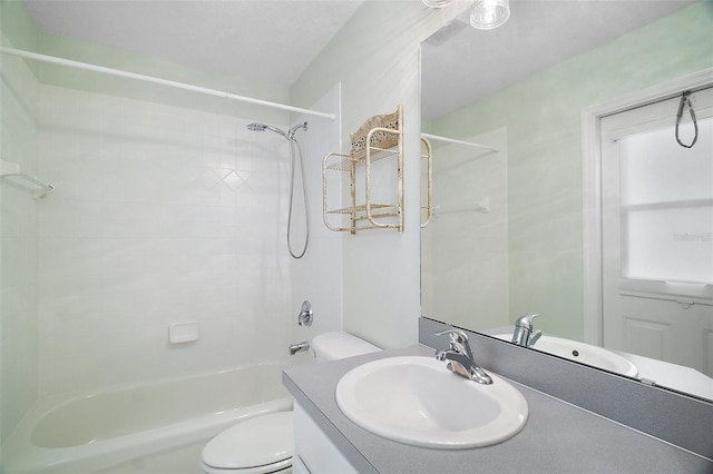 33234 Kaylee Way, Leesburg, FL 34788 - bathroom featuring vanity and shower / tub combination