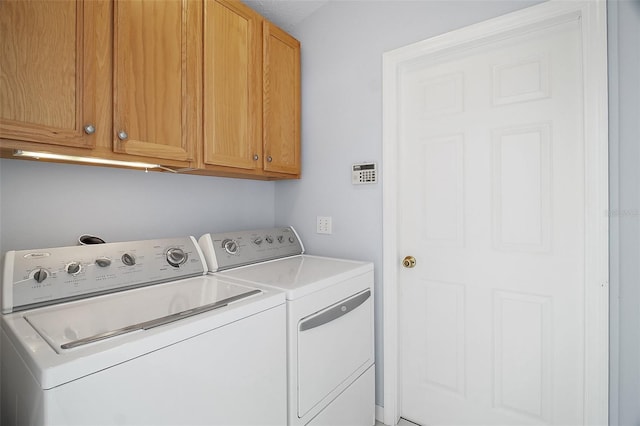 33234 Kaylee Way, Leesburg, FL 34788 - washroom featuring washing machine and clothes dryer and cabinet space