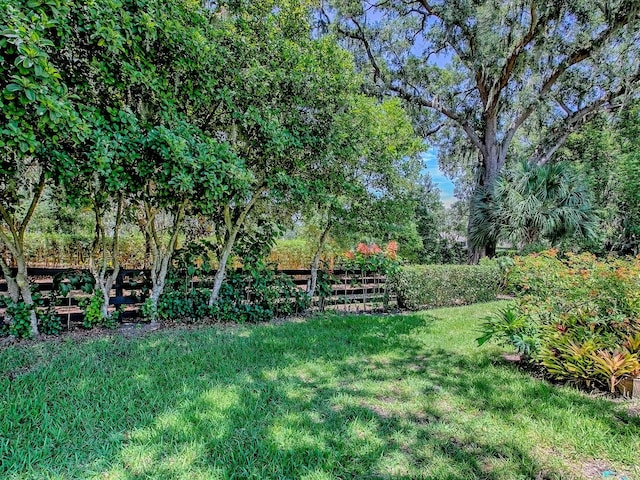 17037 SE 76th Creekside Cir, The Villages, FL 32162 - photo 17
