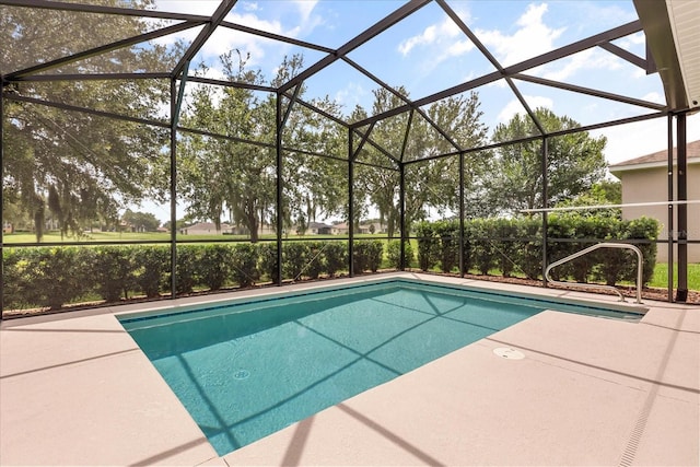 4210 Arlington Ridge Blvd, Leesburg, FL 34748 - outdoor pool with a patio