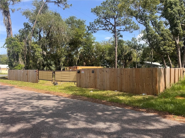16220 Lenord St, Umatilla, FL 32784
