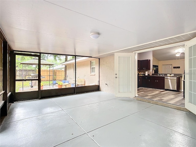 12181 SE 87th Ct, Belleview, FL 34420 - view of unfurnished sunroom