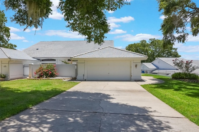 6036 Topsail Rd, Lady Lake, FL 32159 - photo 1