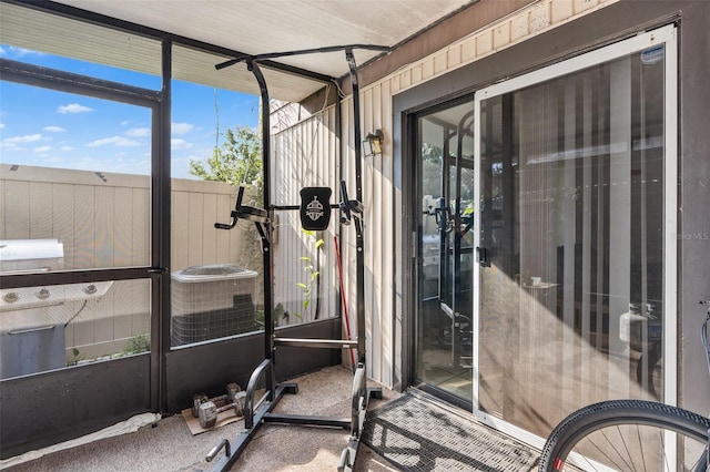 3401 Sunrise Villas Ct S, Tampa, FL 33614 - view of sunroom / solarium