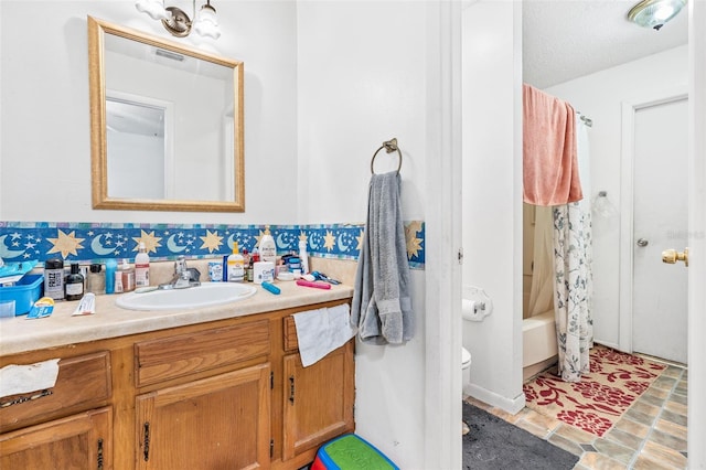3401 Sunrise Villas Ct S, Tampa, FL 33614 - full bathroom with vanity and shower / tub combo