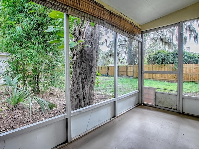 6731 Lake Griffin Rd, Lady Lake, FL 32159 - view of unfurnished sunroom