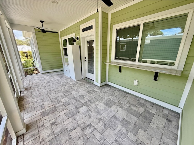 3607 Umbrella Tree Ln, Oxford, FL 34484 - view of patio featuring a ceiling fan