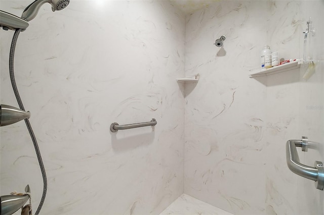 13033 SE 158th Ln, Weirsdale, FL 32195 - bathroom with a marble finish shower