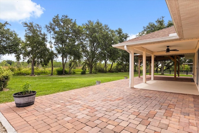 5729 Bible Camp Rd, Groveland, FL 34736 - view of patio / terrace with a ceiling fan