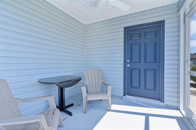 3283 Dawn Pl, The Villages, FL 32163 - property entrance with ceiling fan