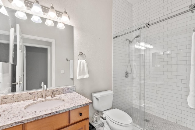81 N Carol Ave, Mascotte, FL 34753 - full bath featuring a shower stall and vanity