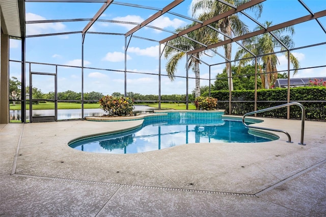 7303 Spring Mountain Ln, Yalaha, FL 34797 - swimming pool with a patio, a lanai, and a water view