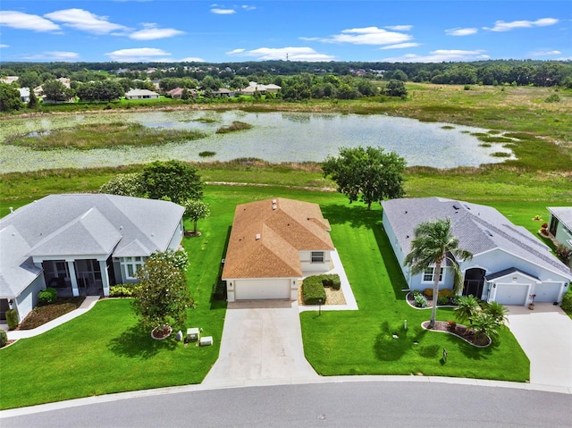 5715 Illumination Ln, Leesburg, FL 34748 - aerial view of property and surrounding area featuring a large body of water